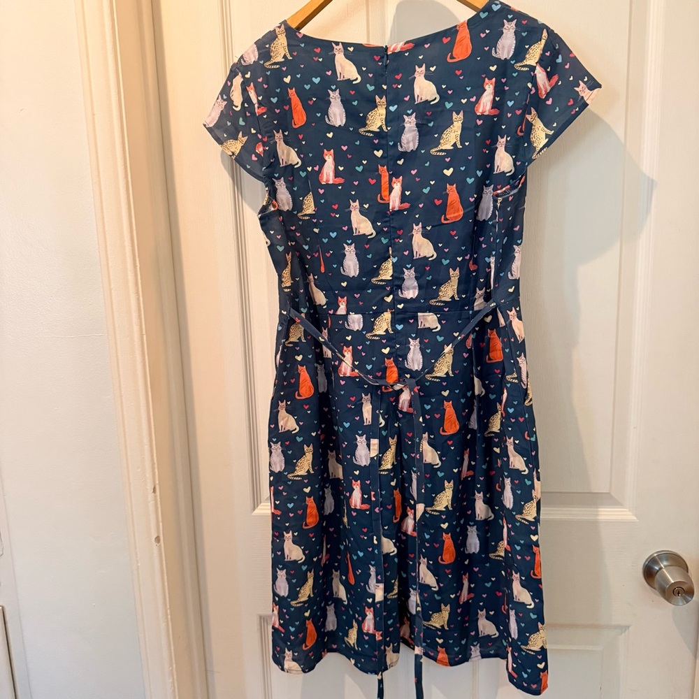 😻😻🐈🐈‍⬛Charming Blue Women’s Cat Dress🐈‍⬛😘😻😻 - Picture 2 of 9